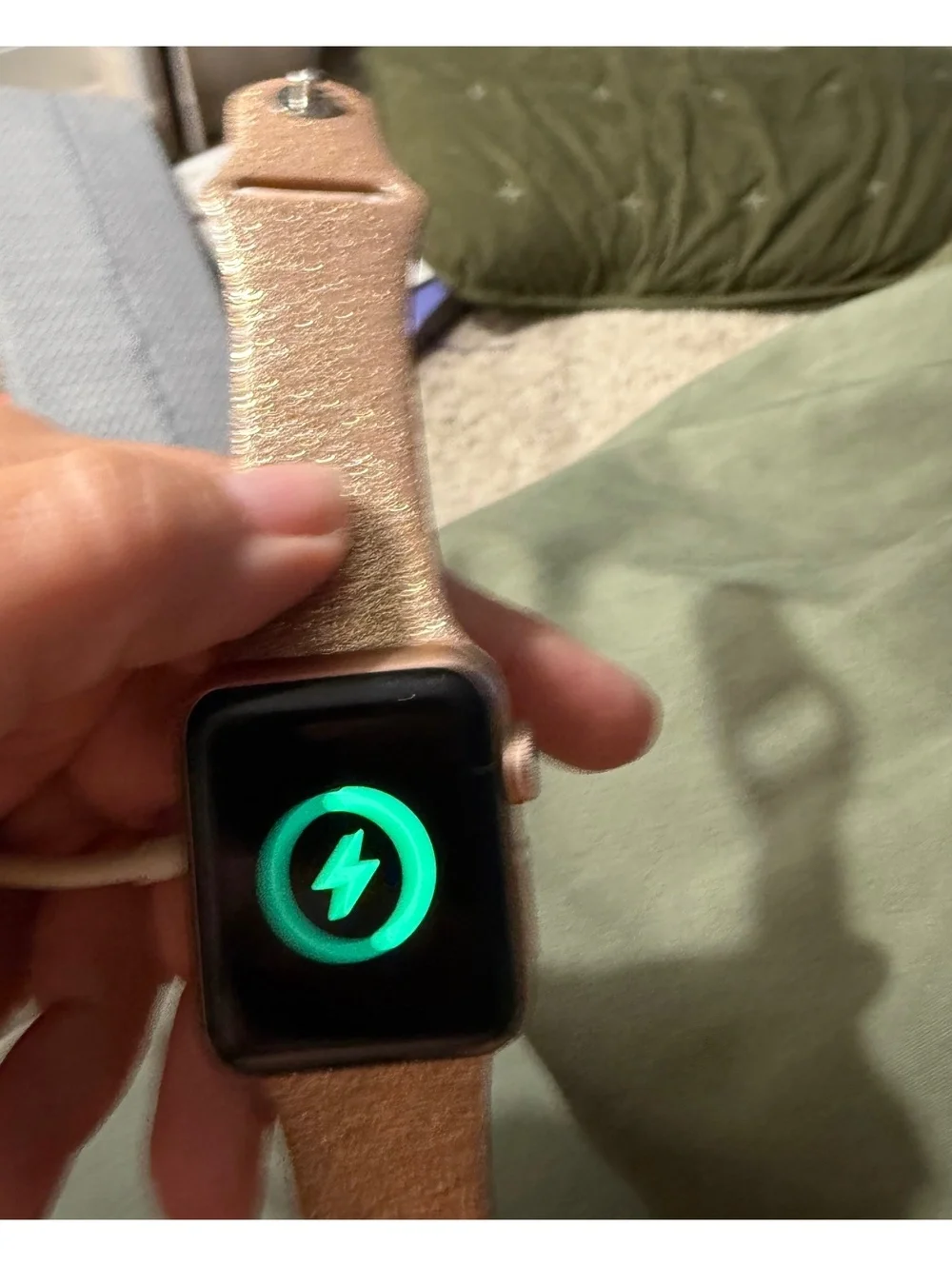 Apple Watch Series 3 Aluminum Case with Pink Glitter Sport Band